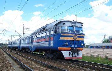 Стали известны подробности трагедии в Ратомке, где семья попала под поезд - charter97.org - Белоруссия - Минск - Пинск