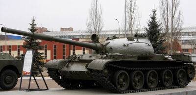 Окупанти комплектують резерви застарілими танками Т-62 , які хотіли утилізувати ще в 2013-му - thepage.ua - Украина - Росія
