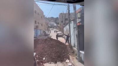 Видео: палестинцы забросали камнями автобус с израильскими школьниками - vesty.co.il - Израиль - Иерусалим