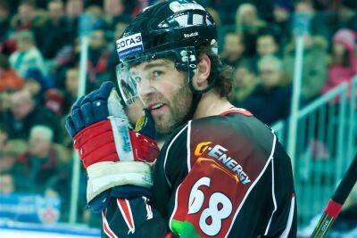 Яромир Ягр - 50-летний хоккеист Ягр не собирается заканчивать спортивную карьеру - sport.ru - Чехия