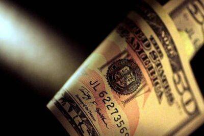Рафаэль Бостик - Доллар пошел в рост в четверг - smartmoney.one - США - Reuters