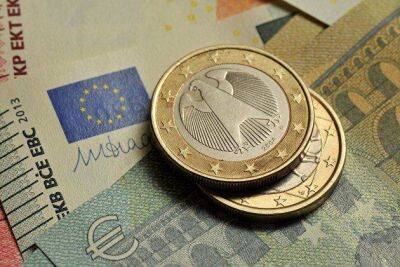 Снижение курса евро чуть замедлилось к доллару - smartmoney.one - Москва - США - Лондон - Москва - Лондон