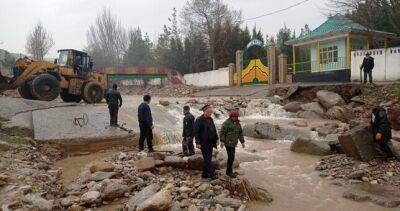 Минувшей ночью в регионах Таджикистана прошли сильные дожди, причинившие ущерб населению - dialog.tj - Таджикистан - Согдийская обл. - Пенджикент