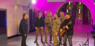 Володимир Зеленський - Культовий гурт U2 у Києві. Боно і Едж дали концерт в метро на підтримку українців. Відео - thepage.ua - Україна - Росія
