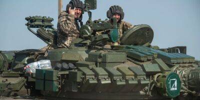 Украинские военнослужащие показали «парад» к 9 мая на трофейных танках оккупантов - nv.ua - Россия - Украина