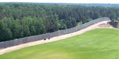 Александр Лукашенко - Польша показала, как выглядит 140-километровая стена на границе с Беларусью — видео - nv.ua - Украина - Белоруссия - Польша