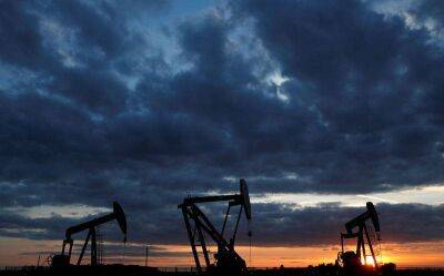 Николай Шульгинов - В Минэнерго в 2022 г. ожидают добычу нефти в стране на прошлогоднем уровне, не исключают снижение на 3-5% - smartmoney.one - Россия - Reuters