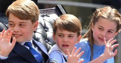 принц Уильям - принц Гарри - принц Джордж - принцесса Шарлотта - Диана Лилибет - Почему дети принца Уильяма и принца Гарри носят разные фамилии: не обошлось без королевы - focus.ua - Украина