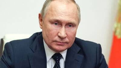 Росії Володимир Путін - Путін назвав санкції проти РФ "божевільними та бездумними" і виступив з критикою Заходу - vchaspik.ua - США - Украина - Росія
