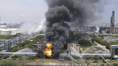 Эммануэль Макрон - Пожар на нефтехимическом заводе в Шанхае - ru.euronews.com - Китай - США - Украина - Шанхай - Ляйен - Shanghai