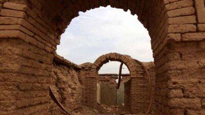Археологи обнаружили дворец и водный канал в древнем городе Ниневия - lenta.ua - Украина - Ирак - Мосул