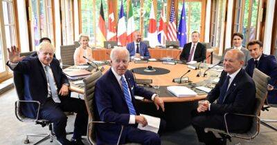 Владимир Путин - Борис Джонсон - Эммануэль Макрон - Лидеры G7 договорились о бессрочной поддержке Украины в войне с РФ, — Bloomberg - focus.ua - Россия - США - Украина - Англия - Италия - Германия - Франция - Япония - Канада