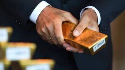 Михаил Коган - Аналитик рассказал о влиянии отмены НДФЛ на золото на его продажи - smartmoney.one - Россия