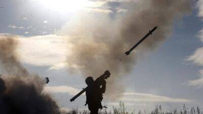 Юг. Украинские силы отбили вертолетные налеты России и поразили "Панцирь" на Змеином - liga.net - Россия - Украина - Херсон - Одесская обл. - Херсонская обл.