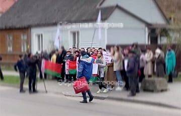Житель Жабинки сорвал пикет БРСМ против польских властей - charter97.org - Белоруссия - район Бреста