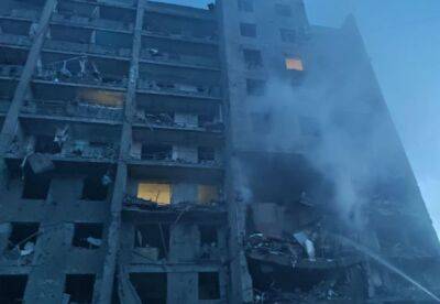 Жертв більшає: на Одещині під завалами 9-поверхівки досі знаходять тіла людей, яких вбила російська авіація - facenews.ua - Украина