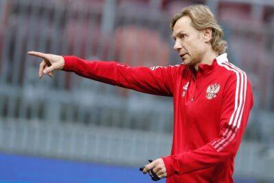 Валерий Карпин - Карпин рассказал о планах сборной России на ближайшее время - sport.ru - Россия