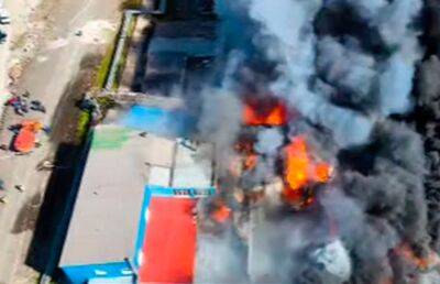 В Анадыре сгорел крупный склад - ont.by - Белоруссия - Анадырь