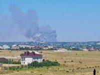 В районе Чернобаевки взрывы: поднялся огромный столб дыма - vlasti.net