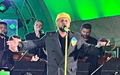 Дмитрий Монатик - MONATIK впервые провел концерт в киевском метро - korrespondent.net - Украина