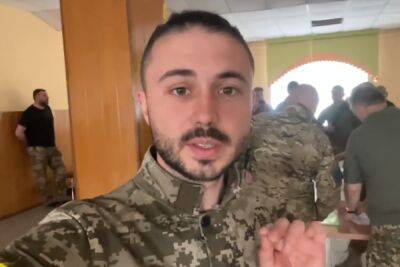 Тарас Тополь - Тарас Тополя - Лидер "Антител" Тополя показал, как спасает жизни раненных бойцов: кадры с фронта - politeka.net - Украина - Киев - Харьковская обл. - Харьков