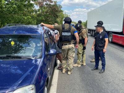Владимир Зеленский - "Избежать мобилизации за $12 тыс." В Одесской области гражданин РФ организовал бизнес по переправке мужчин за границу – ГБР - gordonua.com - Россия - Украина - Одесса - Одесская обл.