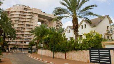 Цены на жилье в Израиле: в каком приморском городе 3-комнатные квартиры стоят менее млн шекелей - vesty.co.il - Израиль - Приморье край - Тель-Авив - Гана