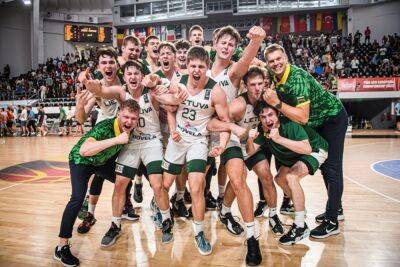 Литва - Сборная Литвы по баскетболу (U20) - в финале! - obzor.lt - Литва - Черногория
