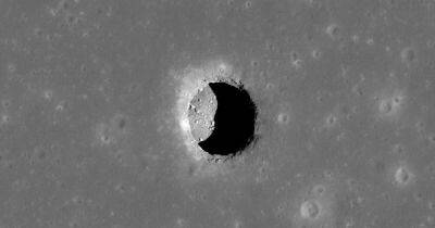 Обратно в пещеры. Орбитальный аппарат обнаружил на Луне места, где смогут комфортно жить люди - focus.ua - Украина