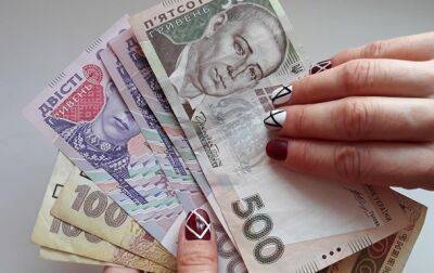 У половины работающих украинцев снизилась зарплата - опрос - korrespondent.net - Украина