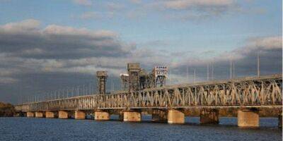 Сергей Хлань - Владимир Сальдо - Коллаборант Сальдо заявил, что был нанесен удар по железнодорожному мосту в Херсоне - nv.ua - Россия - Украина - Херсон - Херсон