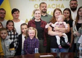Владимир Зеленский - Алексей Арестович - Зеленский обещает отстроить Антонивский мост - rupor.info - Россия - Украина - Херсон - Гаага