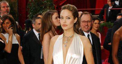 Анджелина Джоли - Брэд Питт - Анджелина Джоли вышла в свет в пижаме за 73 тысячи гривен (фото) - focus.ua - Украина - Англия - Лондон - Лондон
