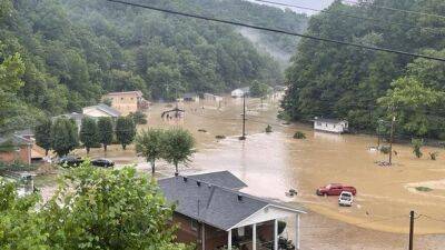 Энди Бешир - Внезапное наводнение унесло жизни по меньшей мере 15 человек в американском штате Кентукки - unn.com.ua - США - Украина - Киев - штат Теннесси - USA - штат Западная Виргиния - штат Кентукки