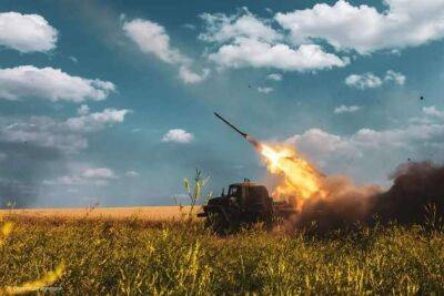 Україна - ЗСУ знищили понад сотню окупантів та два склади боєприпасів на півдні України - lenta.ua - Україна