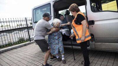 Україна проведе обов'язкову евакуацію людей із Донбасу - lenta.ua - Україна