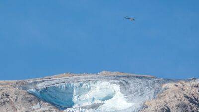 Марио Драги - В итальянских Альпах обрушился ледник, 7 человек погибло, 15 пропали - svoboda.org - Италия