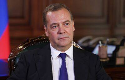 Дмитрий Медведев - Фумио Кисид - Медведев предупредил, что Япония может остаться без российских нефти и газа - ont.by - Россия - Белоруссия - Япония