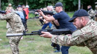 Виталий Кличко - В Киеве начали военные учения для гражданских - pravda.com.ua - Киев