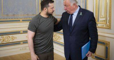 Владимир Зеленский - Зеленский встретился с главой Сената Франции: о чем говорили - dsnews.ua - Россия - Украина - Франция - Черниговская обл.
