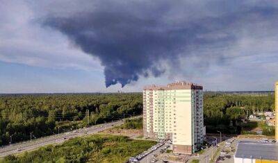 Шлейфы черного дыма накрыл Тобольск 1 августа - nashgorod.ru - Тобольск