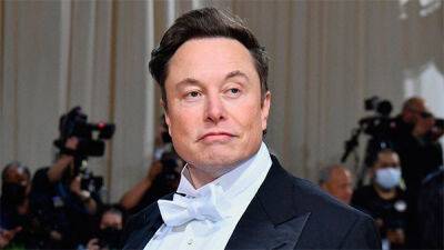 Ілон Маск - Маск продає акції Tesla на суму 6,9 млрд доларів, посилаючись на можливість примусової операції з Twitter - bin.ua - Украина - Reuters - Twitter