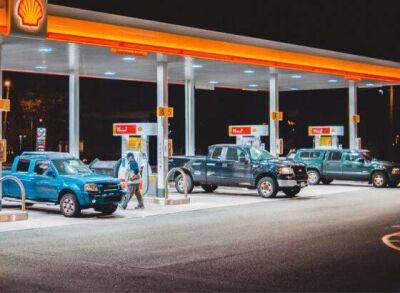 Джозеф Байден - Цены на бензин в США упали ниже $4 - smartmoney.one - Россия - Китай - США - Украина - Англия - Казахстан - Газ