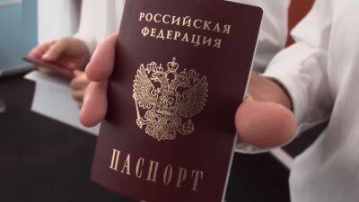 "Первый шаг к бунту": Подоляк рассказал, как визовые ограничения повлияли на россиян - politeka.net - Украина - Кривой Рог