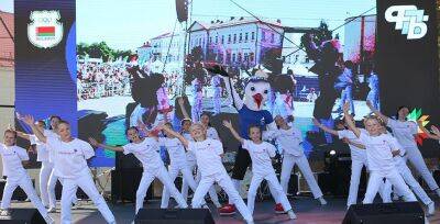 Виктор Лукашенко - В Полоцке торжественно открыли фестиваль "Вытокi. Крок да Алiмпу" - grodnonews.by - Белоруссия - Полоцк