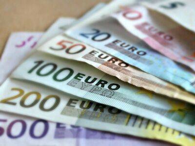 Банк «Уралсиб» приостановил исходящие переводы в евро для физлиц и юрлиц - smartmoney.one - Россия
