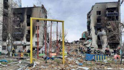 Іноземних туристів возитимуть до зруйнованих росіянами міста Київщини - lenta.ua - Украина