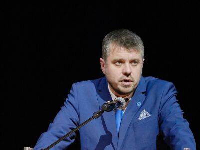 Урмас Рейнсалу - "В интересах общественного порядка и безопасности". Эстония планирует запретить въезд россиянам с любыми визами - gordonua.com - Россия - Украина - Эстония