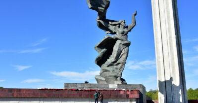 Эклонс: серьезно готовимся, чтобы не допустить беспорядков при сносе памятника в Пардаугаве - rus.delfi.lv - Украина - Эстония - Рига - Латвия
