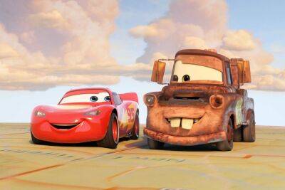 Pixar опубликовал трейлер мультсериала «Тачки в дороге» / Cars on the Road для платформы Disney+ - itc.ua - Украина